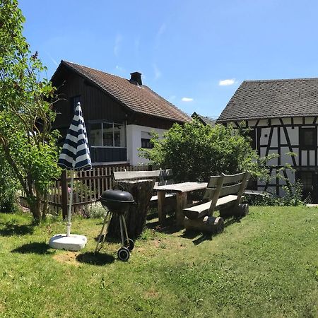 Haus Innerdorf Gemuetliches Ferienhaus Im Taunus Pohl  Esterno foto