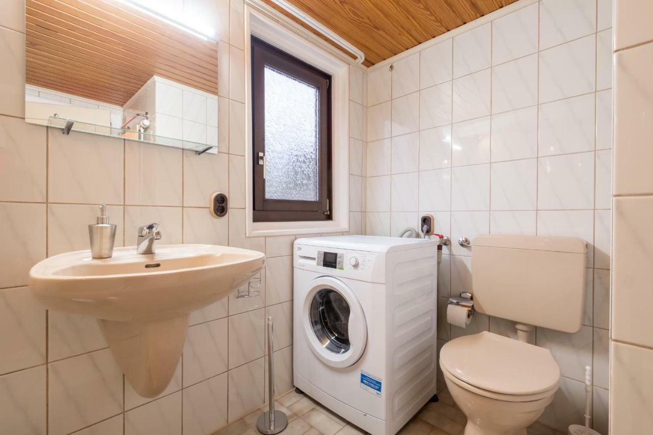 Haus Innerdorf Gemuetliches Ferienhaus Im Taunus Pohl  Esterno foto