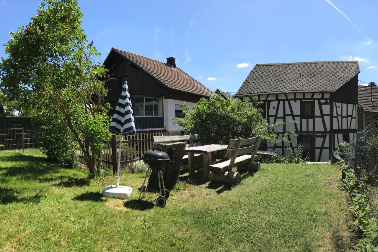 Haus Innerdorf Gemuetliches Ferienhaus Im Taunus Pohl  Esterno foto